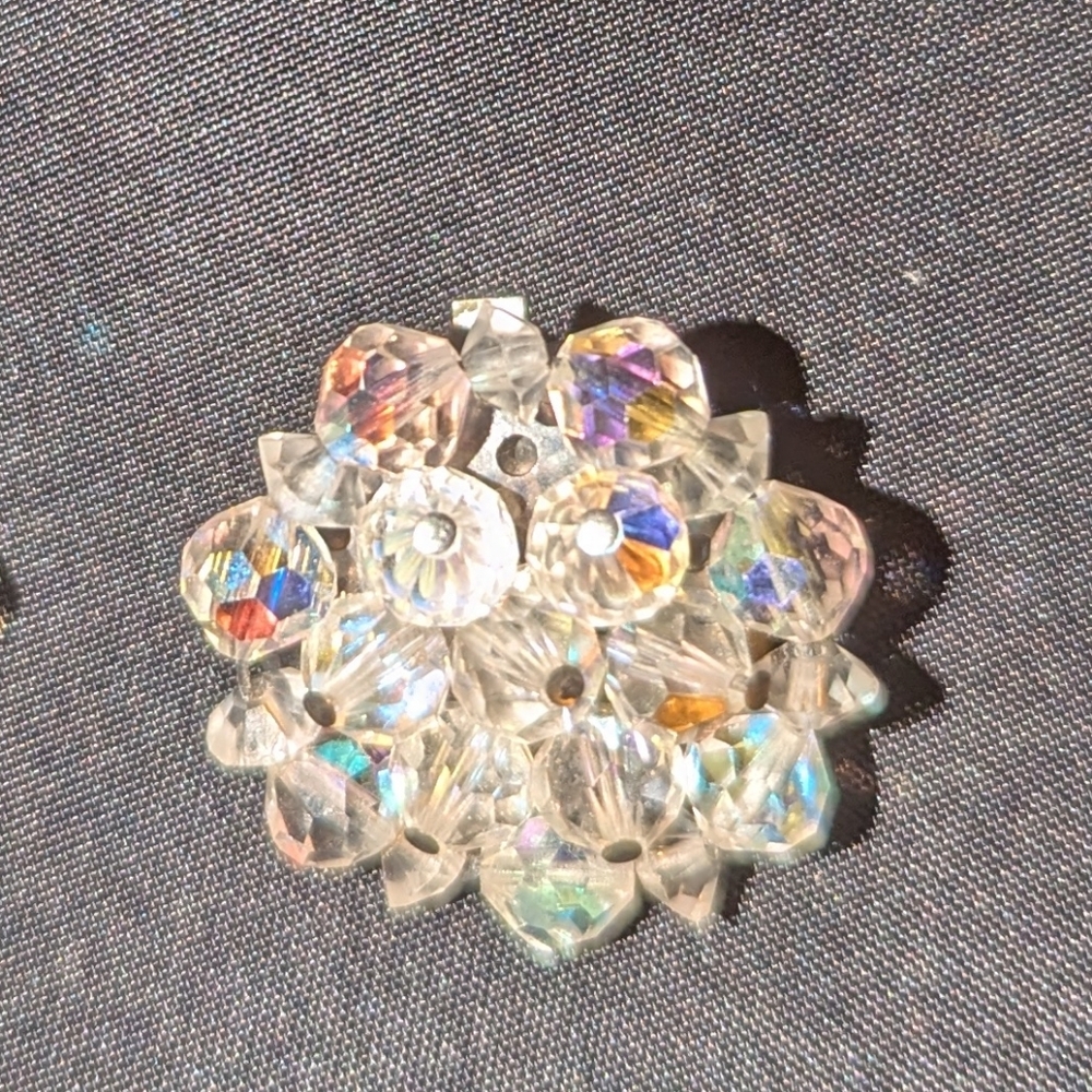 Elegant Crystal Cluster Earrings - Vintage Clip On
